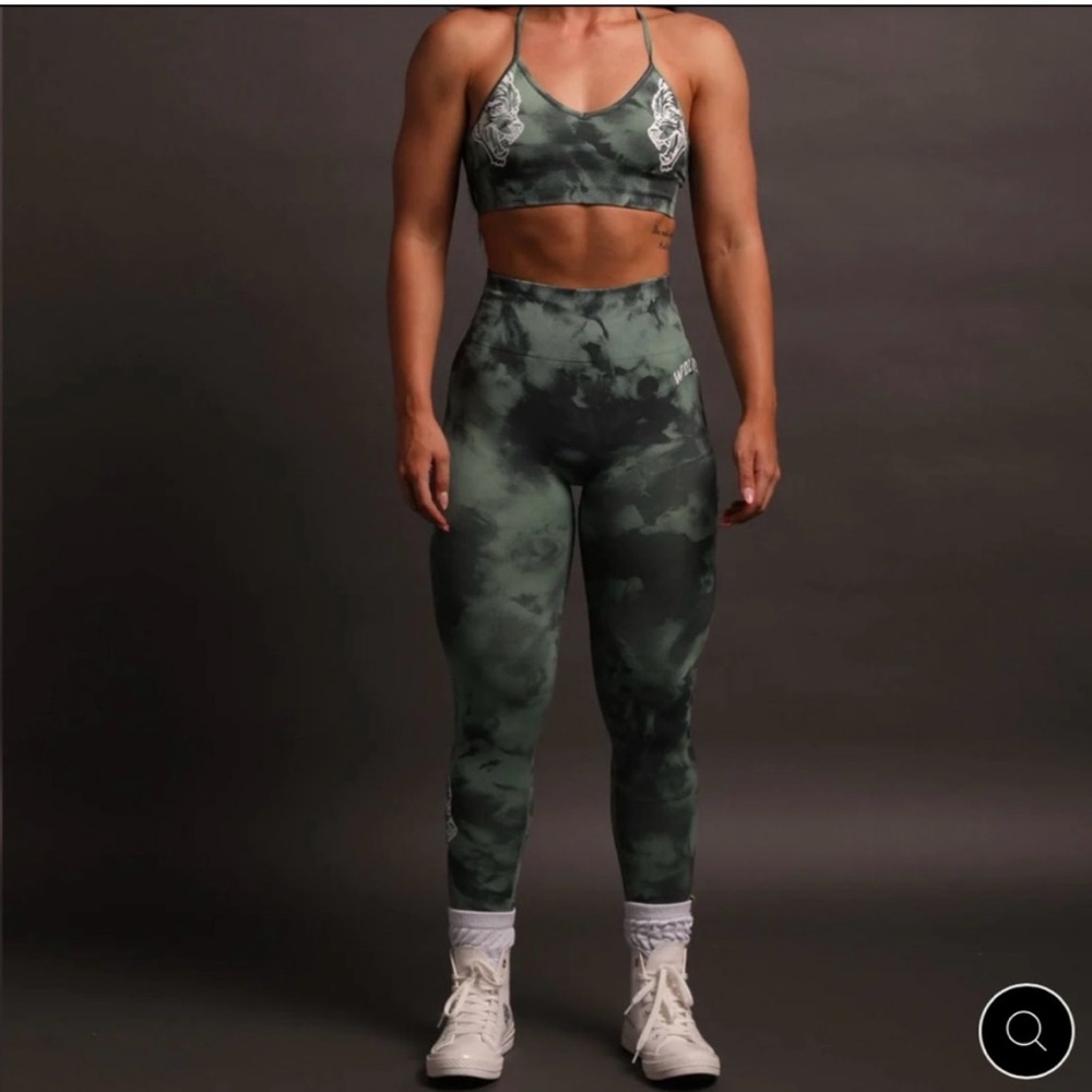 DARC SPORT “EVERSON SEAMLESS” LEGGINGS IN LUSH GREEN MARBLE